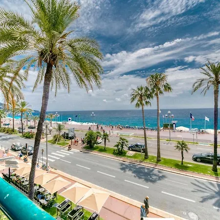 Studio On The Promenade Des Anglais With Balcony! Appartamento *