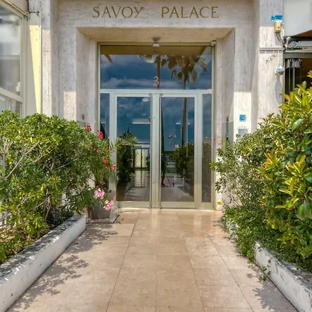 Studio On The Promenade Des Anglais With Balcony! Apartment *