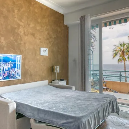 Studio On The Promenade Des Anglais With Balcony! * Nizza
